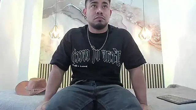 BrianMalonee online show from November 15, 2025, 12:45 pm