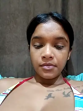 Indianqueen03 online show from December 29, 2024, 7:32 pm