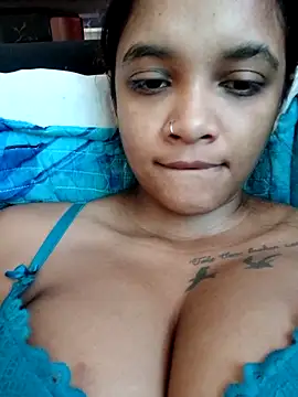 Indianqueen03 online show from November 13, 2025, 8:46 am