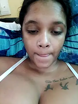 Snapshot of Indianqueen03 chatting on April 18, 2026, 12:20 pm Indianqueen03 online show from April 18, 2026, 12:20 pm