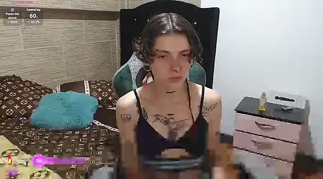 pretty cristal69 online show from December 13, 2024, 4:11 am