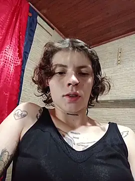 pretty cristal69 online show from December 14, 2025, 12:21 pm