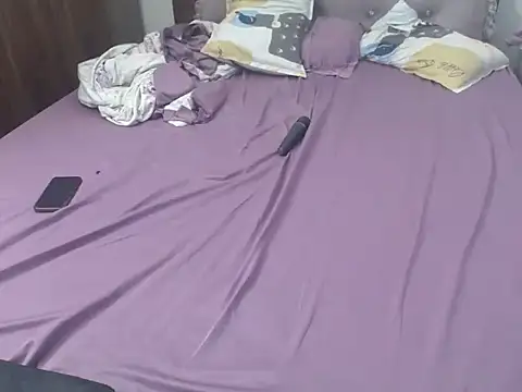 Snapshot of Mochi_Soft chatting on December 2, 2025, 3:45 am Mochi Soft online show from December 2, 2025, 3:45 am