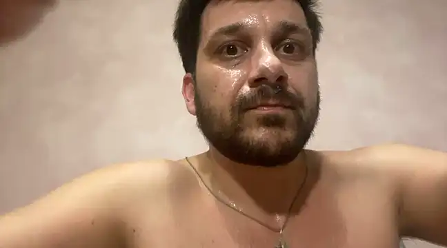 Snapshot of MaeltraJoy chatting on December 18, 2024, 6:14 pm MaeltraJoy online show from December 18, 2024, 6:14 pm