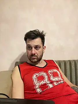 Snapshot of MaeltraJoy chatting on February 15, 2025, 9:59 pm MaeltraJoy online show from February 15, 2025, 9:59 pm