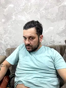 MaeltraJoy online show from January 7, 2026, 6:21 pm