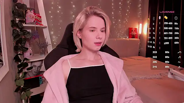 Snapshot of enigma_mia chatting on September 27, 2025, 9:36 am enigma mia online show from September 27, 2025, 9:36 am