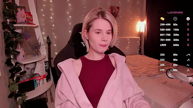 Snapshot of enigma_mia chatting on September 29, 2025, 9:14 am enigma mia online show from September 29, 2025, 9:14 am