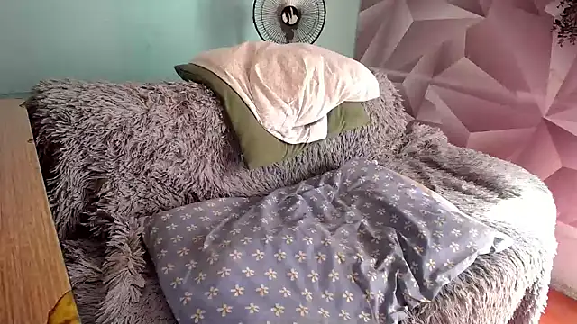 Snapshot of krityn_12 chatting on October 29, 2025, 1:02 pm krityn 12 online show from October 29, 2025, 1:02 pm