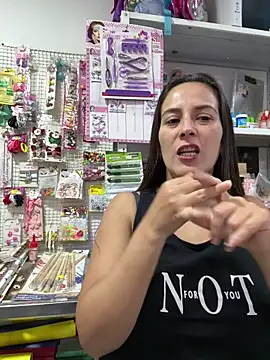 Snapshot of Rousse92 chatting on November 19, 2025, 11:05 pm Rousse92 online show from November 19, 2025, 11:05 pm