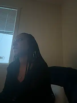 Your Paris online show from February 8, 2025, 12:38 am