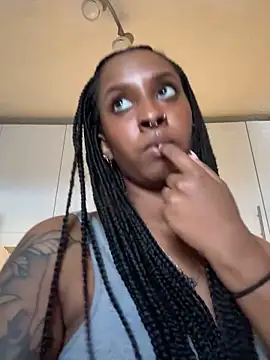 Your Paris online show from February 8, 2025, 10:19 pm