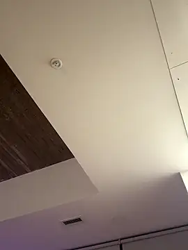 Your Paris online show from February 14, 2026, 1:57 am