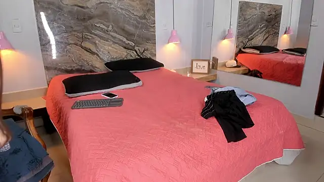 Snapshot of kaleb_violeta_1 chatting on February 11, 2026, 3:44 am kaleb violeta 1 online show from February 11, 2026, 3:44 am