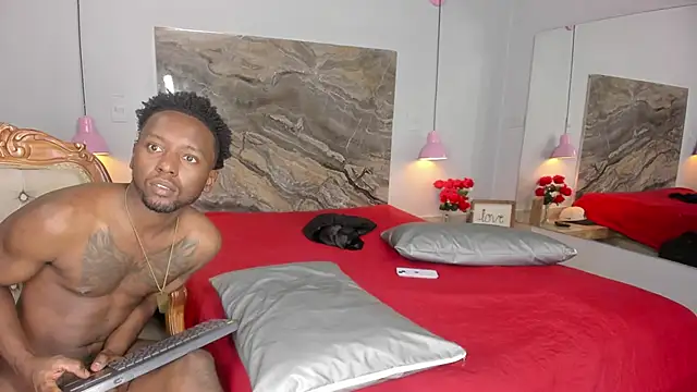 Snapshot of kaleb_violeta_1 chatting on February 20, 2026, 6:26 am kaleb violeta 1 online show from February 20, 2026, 6:26 am