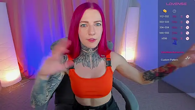 Snapshot of Roxy_____ chatting on January 17, 2025, 8:44 pm Roxy      online show from January 17, 2025, 8:44 pm