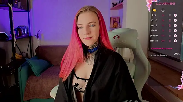 Roxy      online show from November 17, 2025, 6:30 am