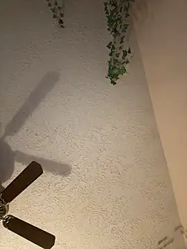 magicalc00ch online show from February 22, 2025, 7:01 am