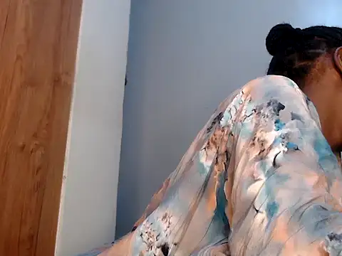 Snapshot of wetpussy_ebony chatting on June 20, 2026, 6:49 am wetpussy ebony online show from June 20, 2026, 6:49 am