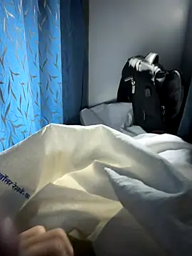 Snapshot of yadavindra85 chatting on November 20, 2025, 7:02 pm yadavindra85 online show from November 20, 2025, 7:02 pm