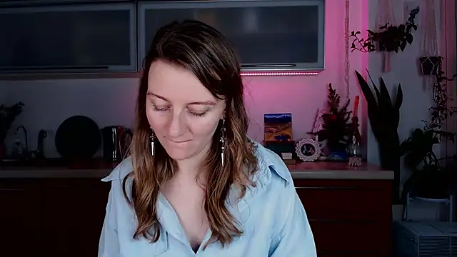 Snapshot of Elly_Helly chatting on January 11, 2025, 9:04 pm Elly Helly online show from January 11, 2025, 9:04 pm