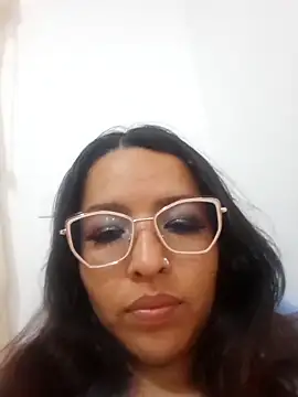 Snapshot of MadelaineJones chatting on March 18, 2026, 1:42 am MadelaineJones online show from March 18, 2026, 1:42 am