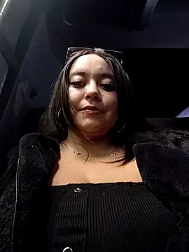 Cristal  04 online show from November 13, 2025, 4:39 pm