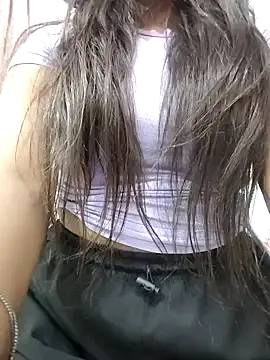 Snapshot of MohiniHott chatting on October 31, 2025, 6:47 am MohiniHott online show from October 31, 2025, 6:47 am