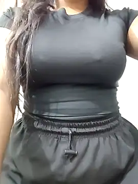 MohiniHott online show from March 11, 2026, 5:02 am