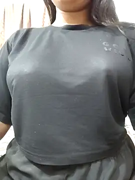 Snapshot of MohiniHott chatting on June 11, 2026, 6:44 am MohiniHott online show from June 11, 2026, 6:44 am
