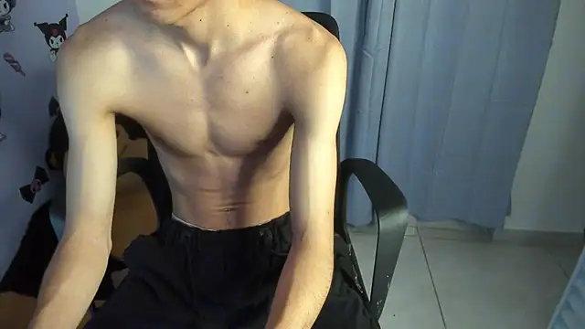 isaaclatino online show from November 2, 2025, 5:21 am