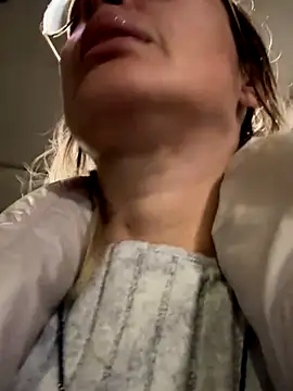 casalinga88 online show from November 22, 2025, 8:08 pm