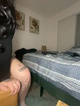 tatted-bitty online show from September 20, 2025, 4:24 am