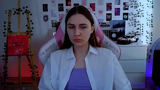 AliceCharmy online show from October 12, 2025, 6:23 am