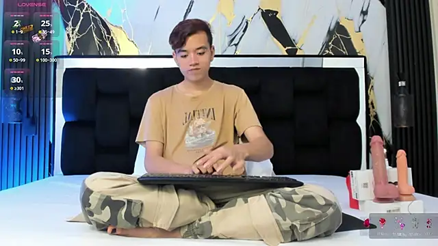 bunny maxi online show from October 25, 2025, 12:45 pm