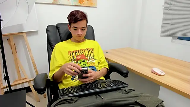 bunny maxi online show from November 13, 2025, 12:26 pm