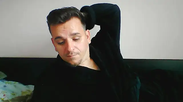 Huge cock22cm online show from October 23, 2025, 8:24 am