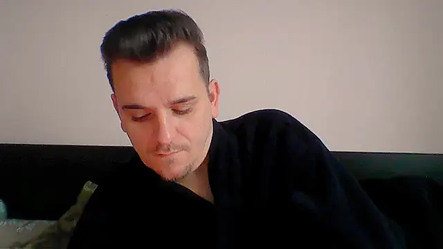 Snapshot of Huge_cock22cm chatting on January 10, 2026, 8:16 am Huge cock22cm online show from January 10, 2026, 8:16 am