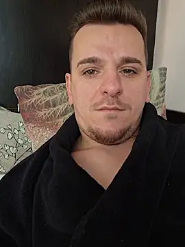 Snapshot of Huge_cock22cm chatting on February 1, 2026, 8:02 am Huge cock22cm online show from February 1, 2026, 8:02 am