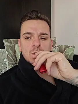 Snapshot of Huge_cock22cm chatting on February 11, 2026, 8:08 am Huge cock22cm online show from February 11, 2026, 8:08 am