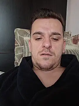 Snapshot of Huge_cock22cm chatting on February 18, 2026, 8:43 am Huge cock22cm online show from February 18, 2026, 8:43 am