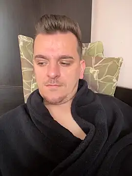 Huge cock22cm online show from March 28, 2026, 8:36 am