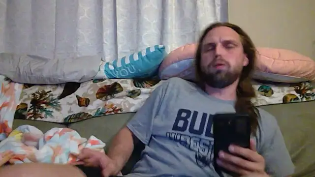 VitaminDrewFl online show from April 3, 2026, 2:42 am