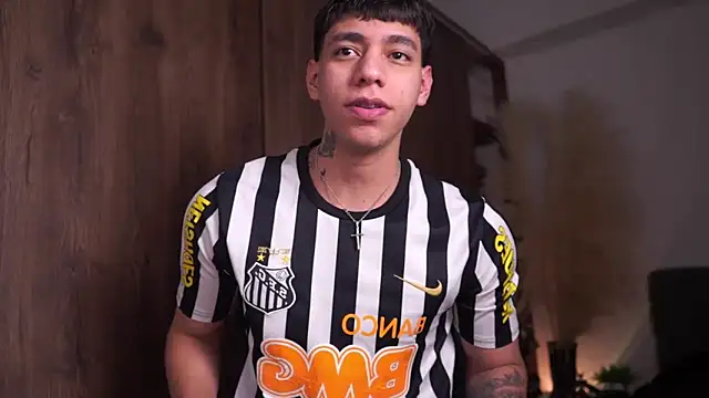 Josep Davies online show from April 5, 2026, 11:02 pm