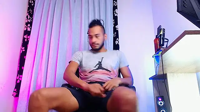 DanteSantoro online show from March 24, 2026, 2:00 pm