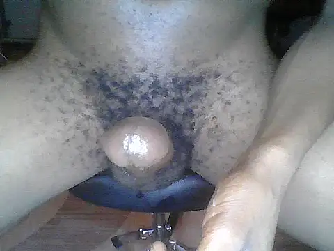 HornyRedBull online show from April 19, 2026, 1:27 am