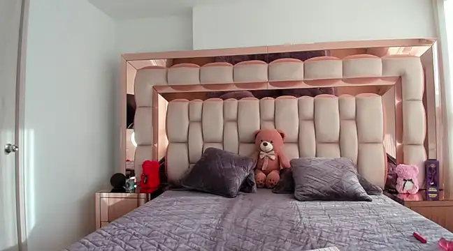 Snapshot of candy-sam28 chatting on December 9, 2024, 9:26 pm candy-sam28 online show from December 9, 2024, 9:26 pm