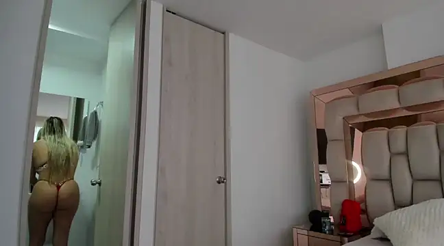 Snapshot of candy-sam28 chatting on January 25, 2025, 4:46 pm candy-sam28 online show from January 25, 2025, 4:46 pm