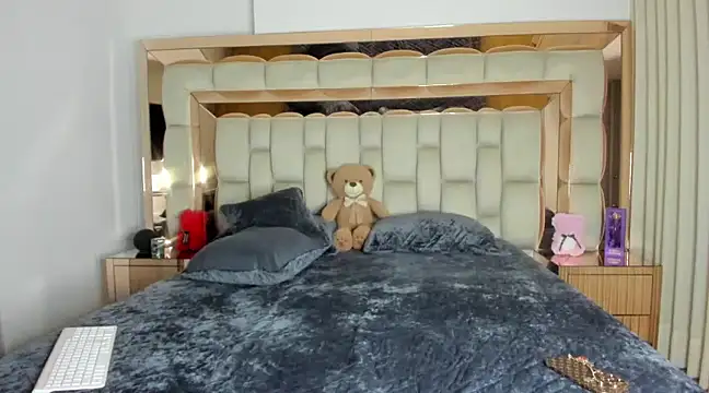 Snapshot of candy-sam28 chatting on February 17, 2025, 11:09 pm candy-sam28 online show from February 17, 2025, 11:09 pm