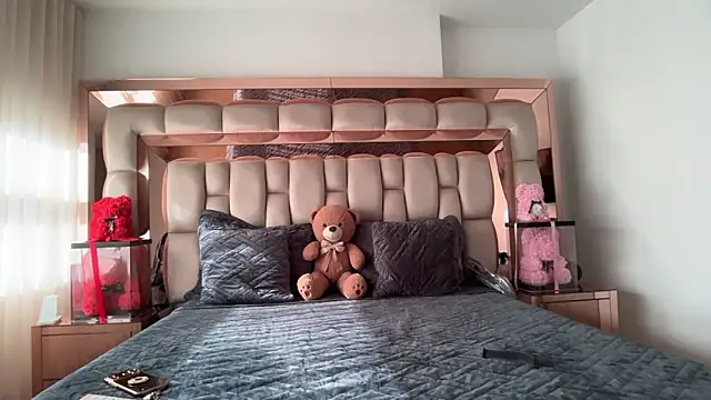 candy-sam28 online show from March 22, 2026, 9:18 pm